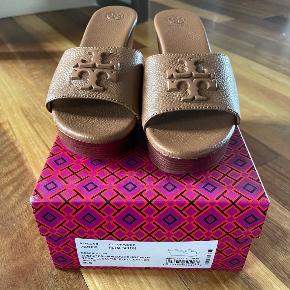 Womens Tory Burch Tan Wedge Slides Shoes New in Box Size 9.5